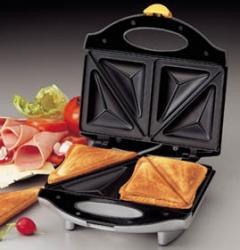 Sandwichera de dos cavidades que parte el pan en 4 medios sandwiches de 640  W SW 200 – TuElectrodoméstico